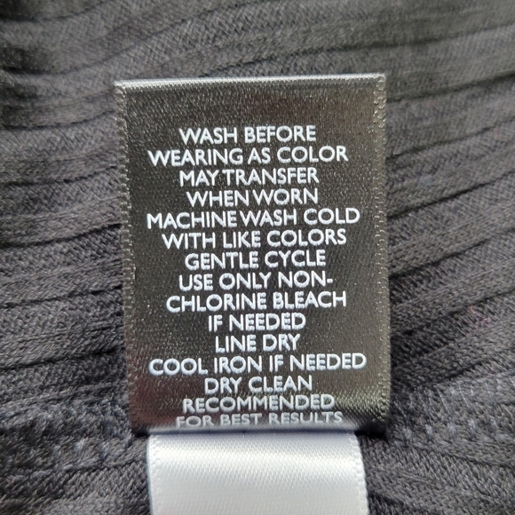 Torrid Top Size 2 2X Super Soft Ribbed Knit Mix Ruffled Flutter Sleeve Black New - Picture 10 of 15